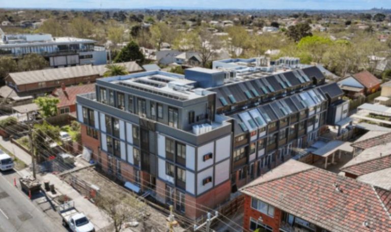 Student Accommodation - 965 Dandenong Rd, Malvern East